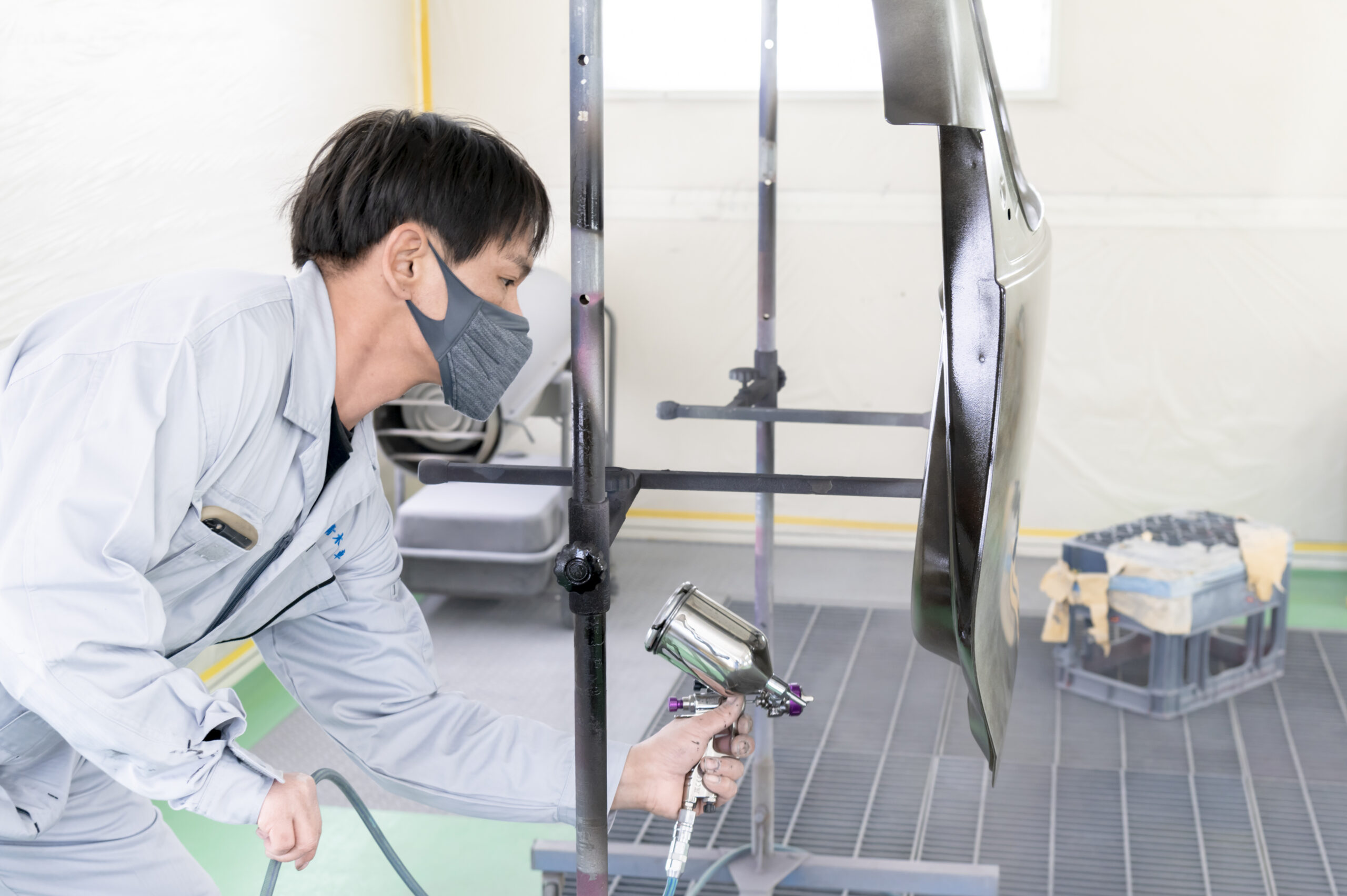 職人が魅せる丁寧な分解塗装